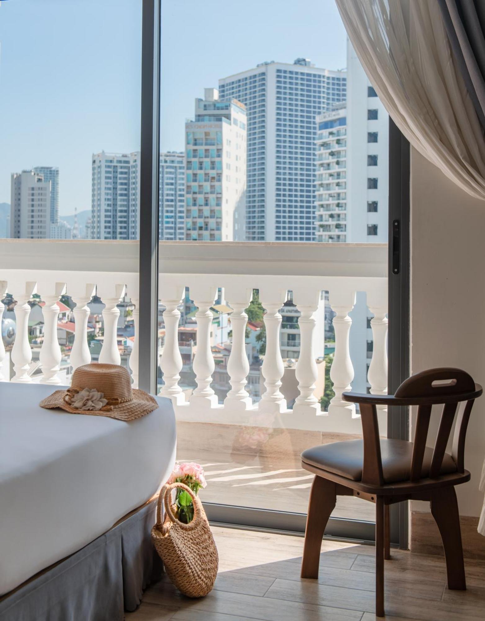 Seven Seas Hotel Nha Trang Exterior photo