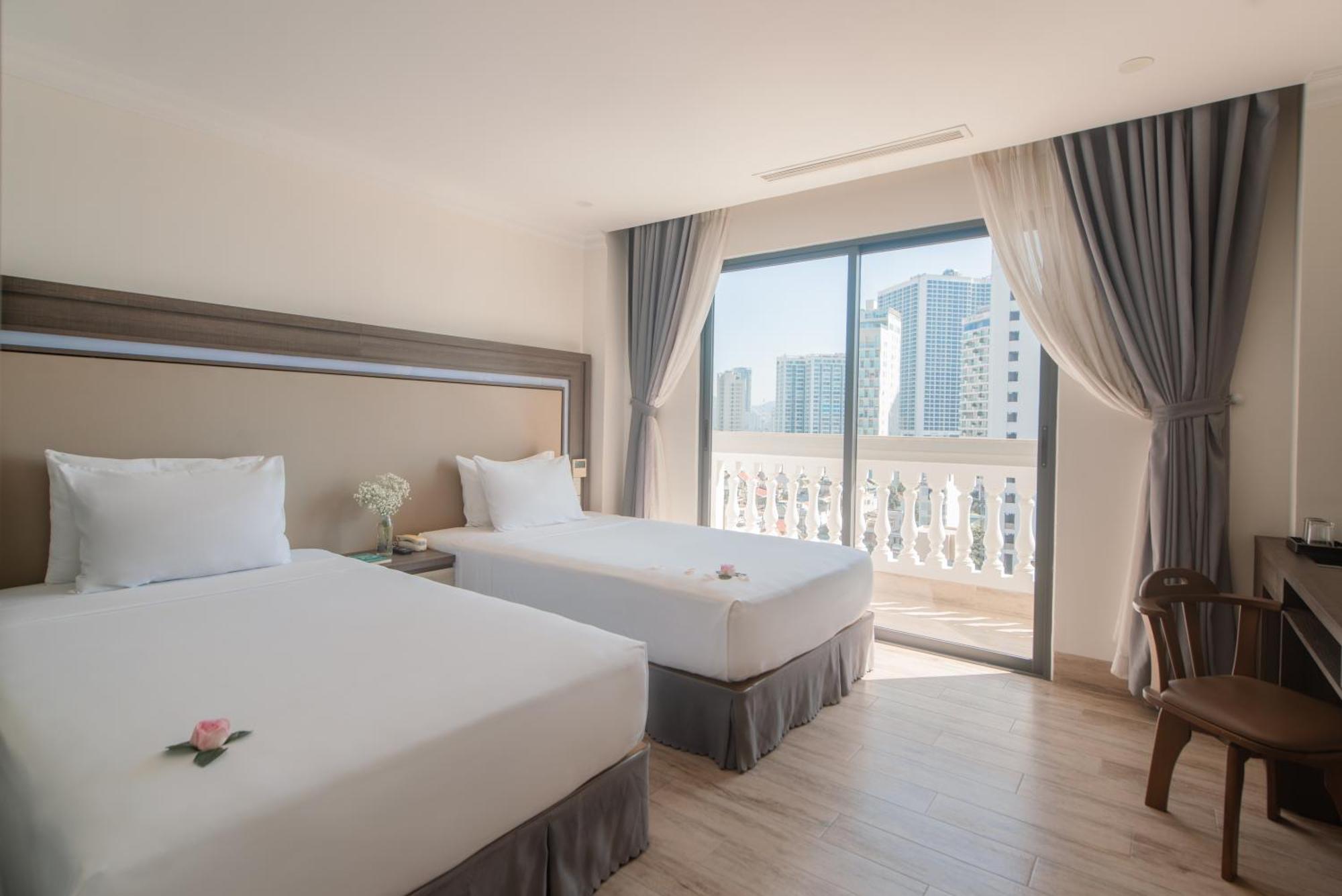 Seven Seas Hotel Nha Trang Exterior photo